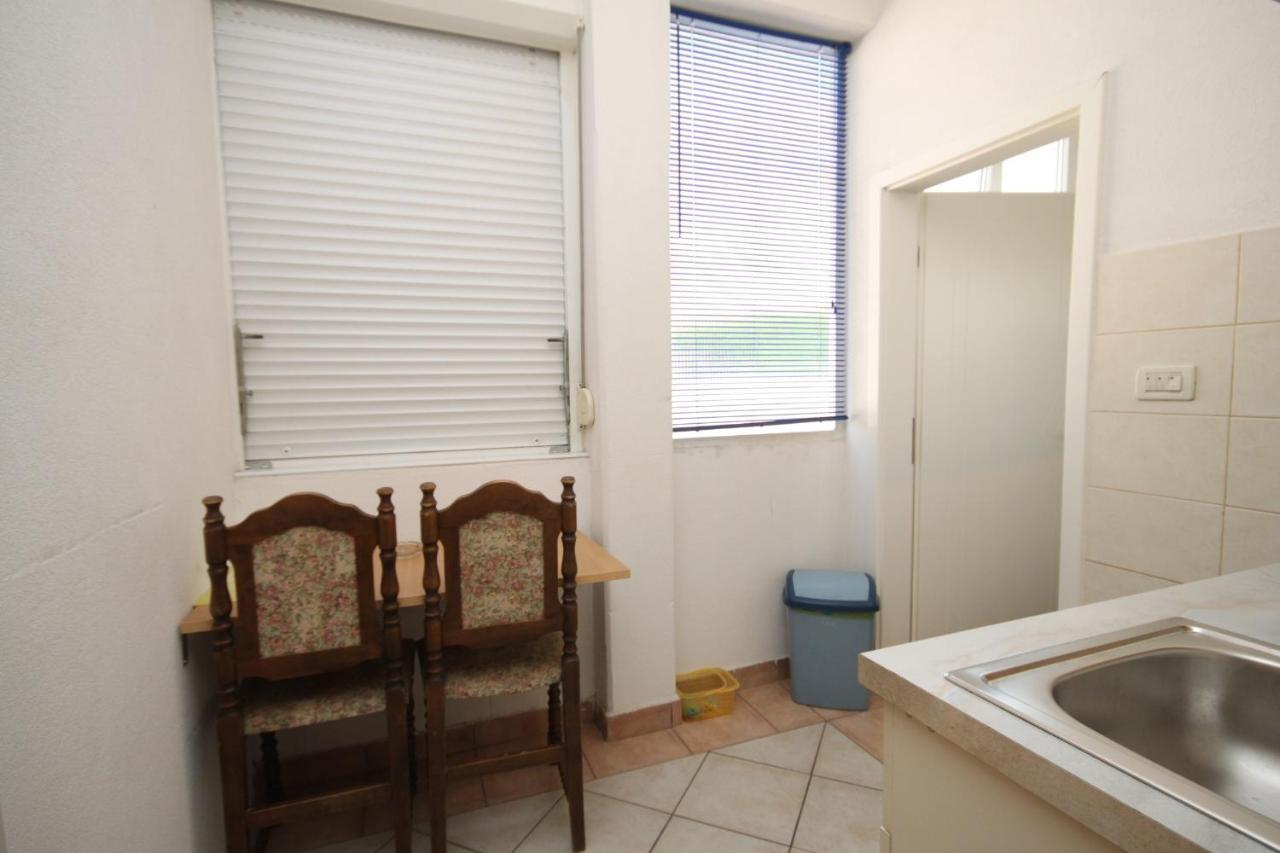 Apartments With A Parking Space Makarska - 6693 Εξωτερικό φωτογραφία