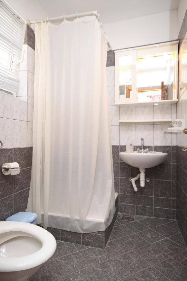Apartments With A Parking Space Makarska - 6693 Εξωτερικό φωτογραφία