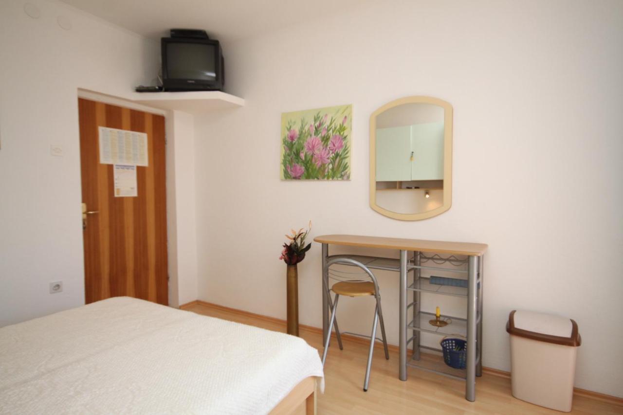 Apartments With A Parking Space Makarska - 6693 Εξωτερικό φωτογραφία