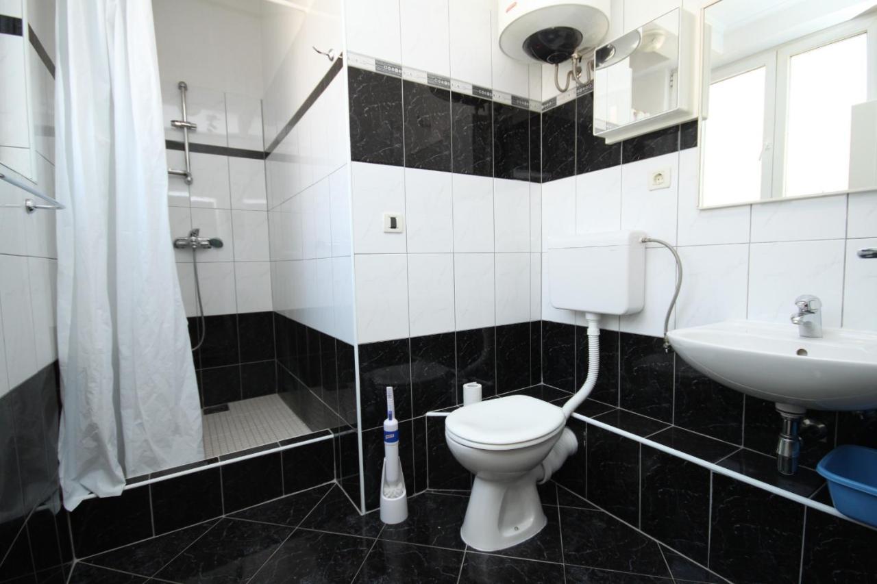 Apartments With A Parking Space Makarska - 6693 Εξωτερικό φωτογραφία